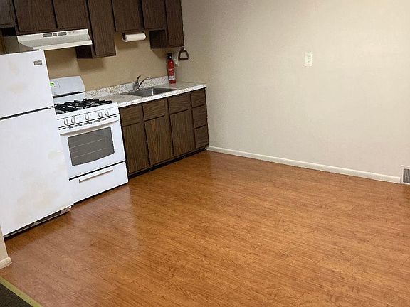 4th image of 1146 Jackson St Floor 1