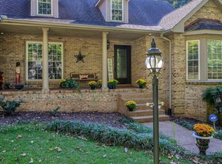 228 Druid Hills Dr, Dickson, TN 37055