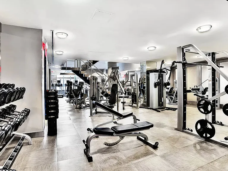 225 Rector Pl #6M — Photo 7