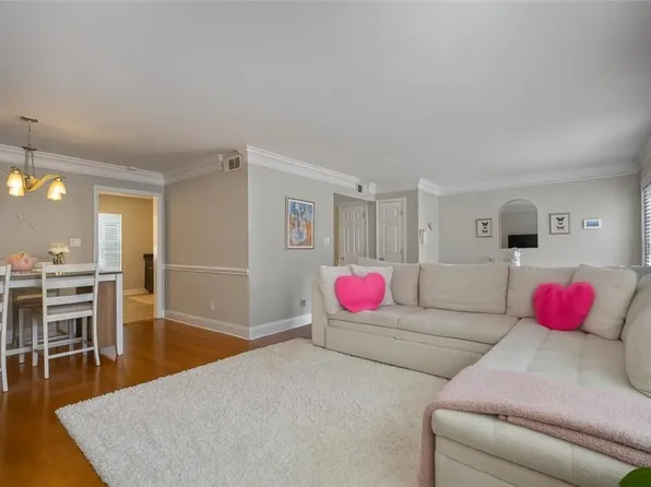 6980 Roswell Rd Unit A8, Sandy Springs, GA 30328