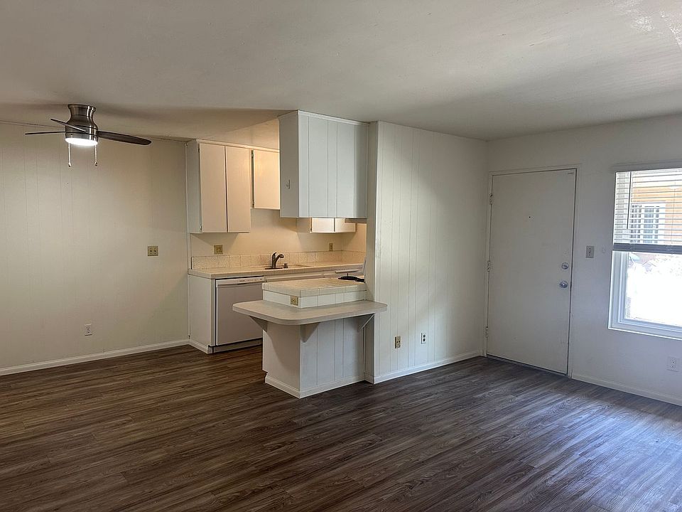 1st image of 5055 Saratoga Ave #8