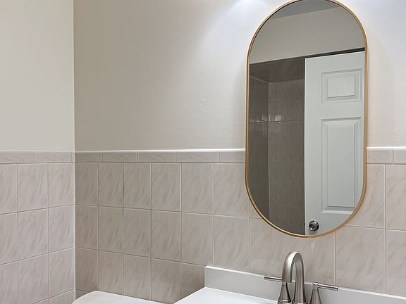 Master Full Bathroom