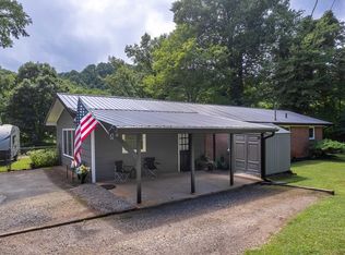 63 Winterberry Dr, Cullowhee, NC 28723