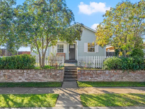 239 Fig St, Roseville, CA 95678