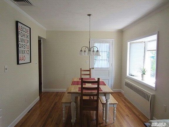 5th image of 3972 Arthur Ave N