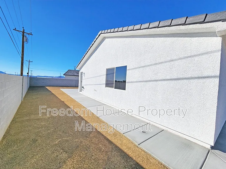 581 Valiant Ave — Photo 29