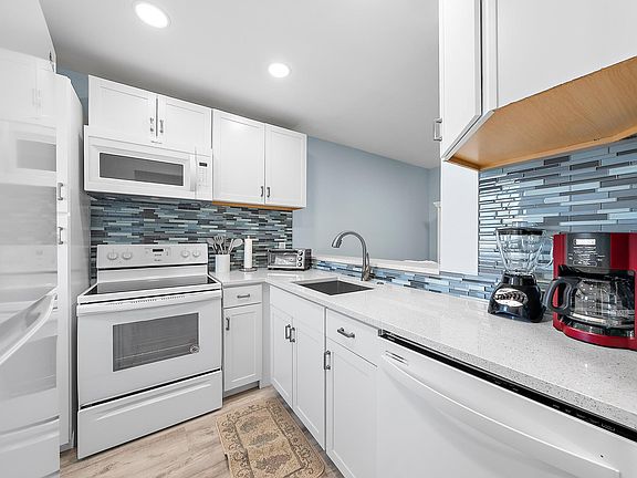 3rd image of 3851 N Ocean Blvd APT 202