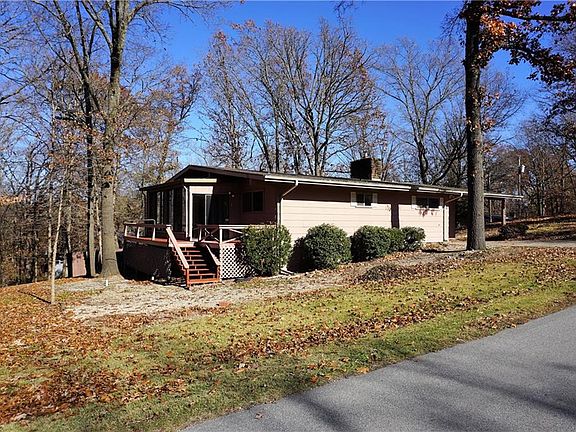 2nd image of 10 Enfield Dr
