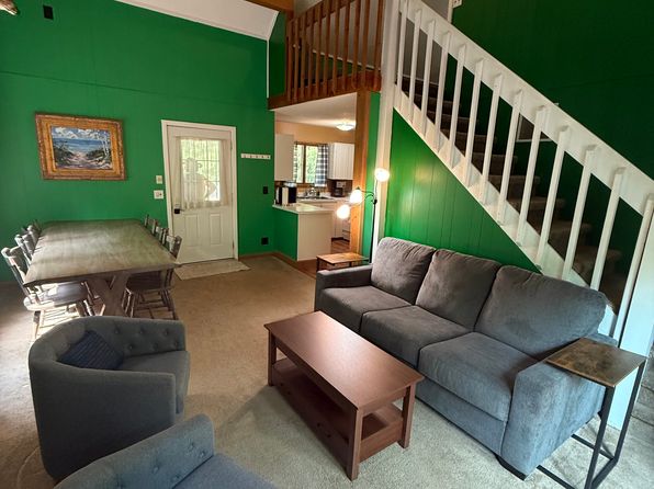 2451 Harbor Petoskey Rd #5