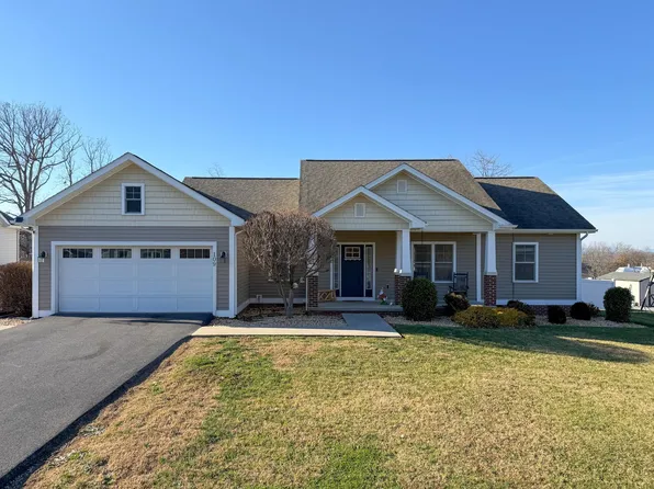 109 Berkeley Ave, Grottoes, VA 24441