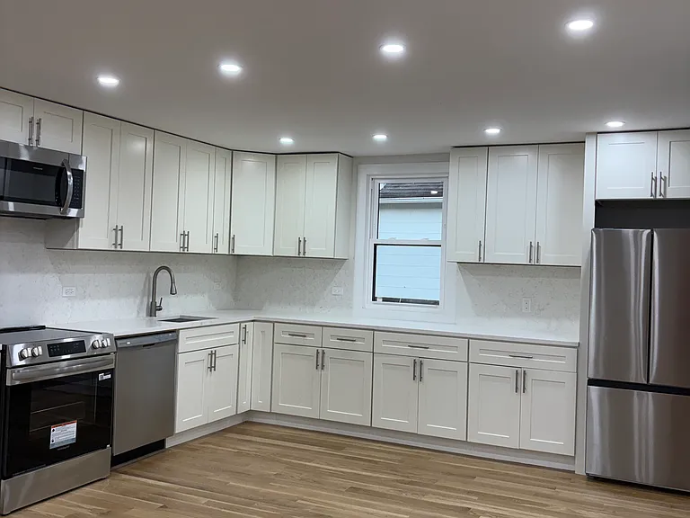 310 150th St #2 — Photo 2