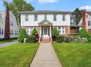 154 Shefford St, Springfield, MA 01107