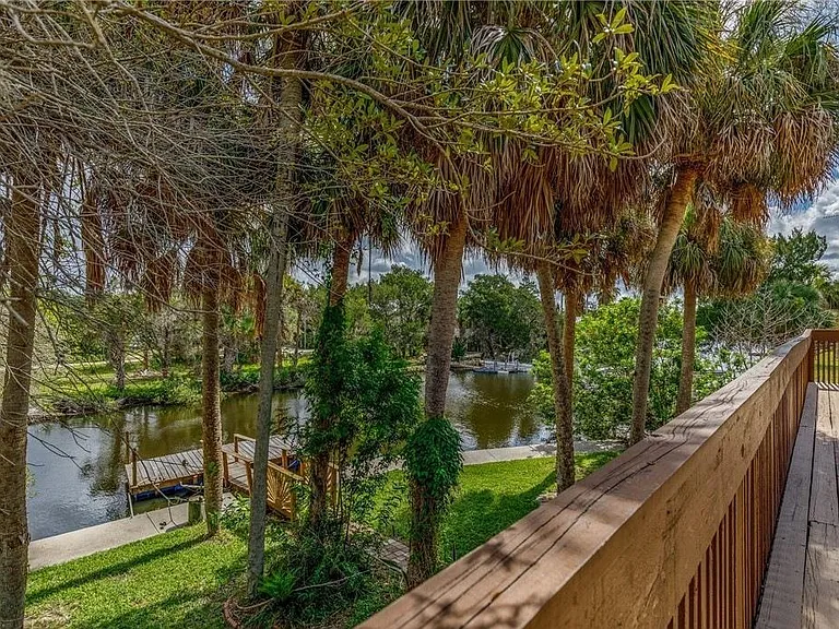 12105 W Bald Eagle Ct — Photo 3