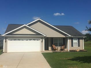 3 Sturbridge Ct, Belton, SC 29627