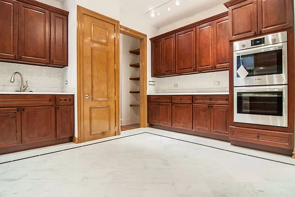 Rented by WAM Partners - William Moses Co. | media 51