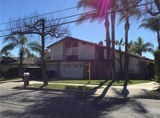 940 W 17th St, Upland, CA 91784