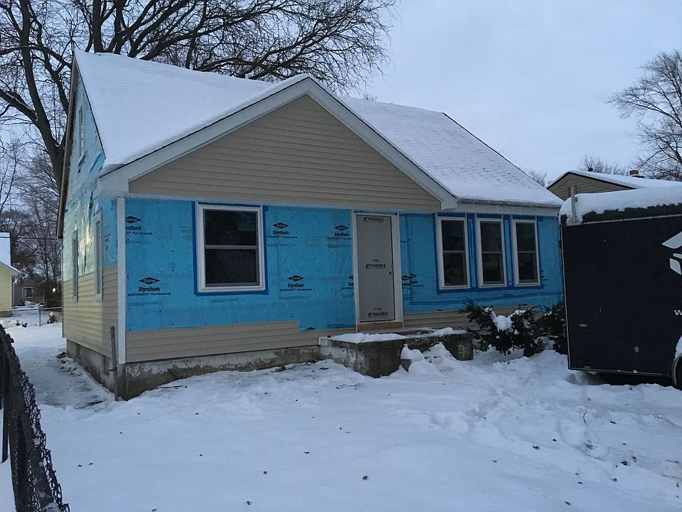 1st image of 1215 Hull Ave