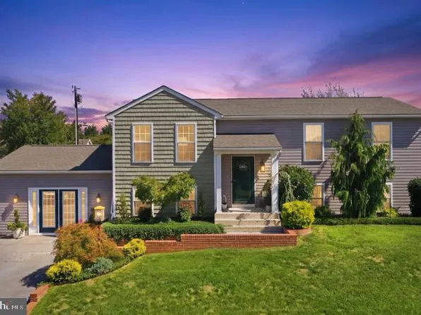 13941 Green Mountain Dr, Maugansville, MD 21767