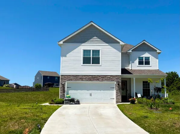 9907 Roulette Dr, Hagerstown, MD 21740