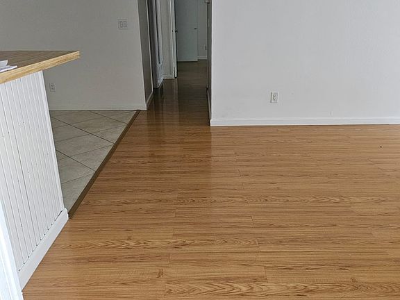 5th image of 1001 W Macarthur Blvd Unit 138