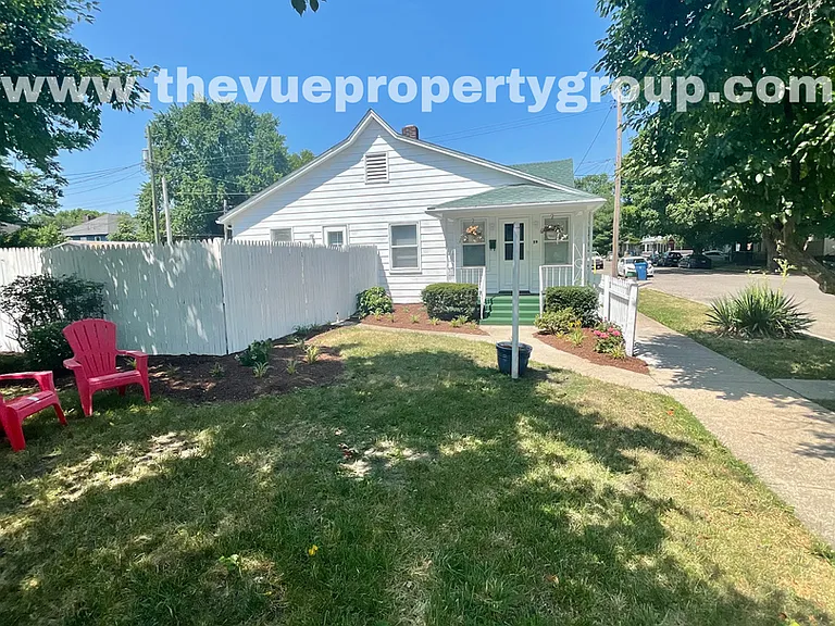 59 S 18th St — Photo 2