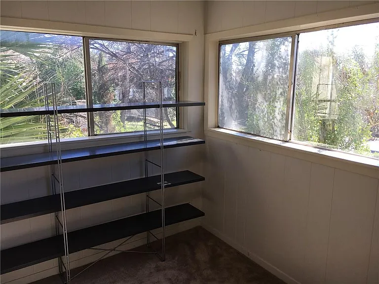 1501 W 9th St #A — Photo 15