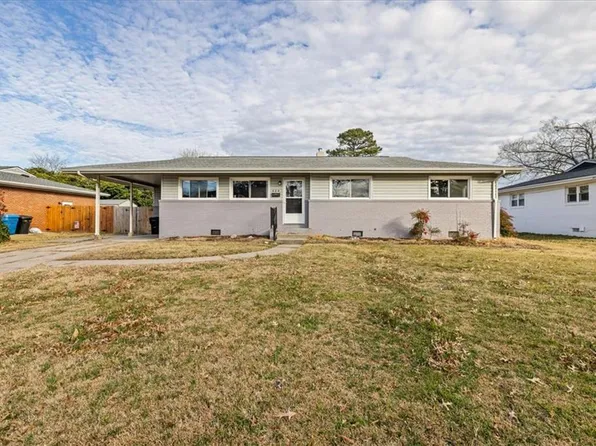 420 Cronin Rd, Virginia Beach, VA 23452