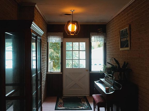 5th image of 14116 Hanover Pike