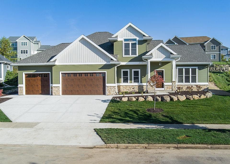 1st image of 1113 North DIVISION Street