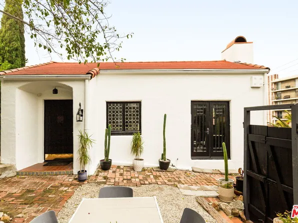 2251 N Cahuenga Blvd, Los Angeles, CA 90068