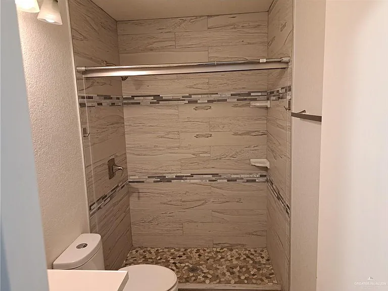 2813 Hawk Ct — Photo 12