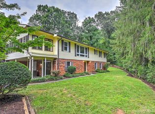 28 Graystone Rd, Asheville, NC 28804