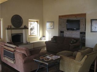 7 Via Del Vaquero, Santa Fe, NM 87508