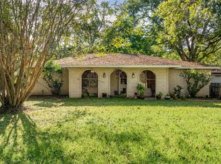 448 Abshire Rd, Hankamer, TX 77560