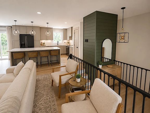 3rd image of 1124 Live Oak Cir
