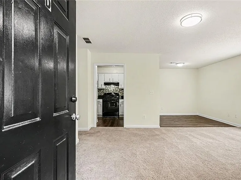 2623 Dorian Dr SW #D — Photo 3