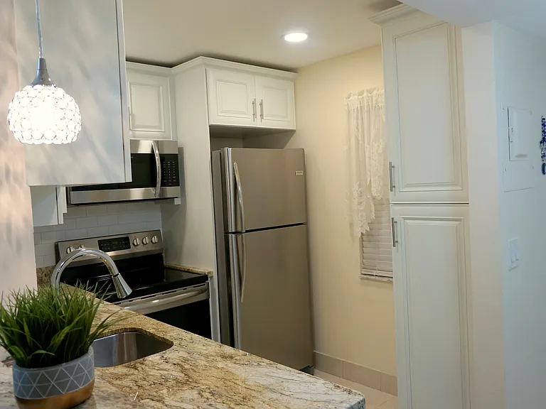 2851 Somerset Dr #27 — Photo 5
