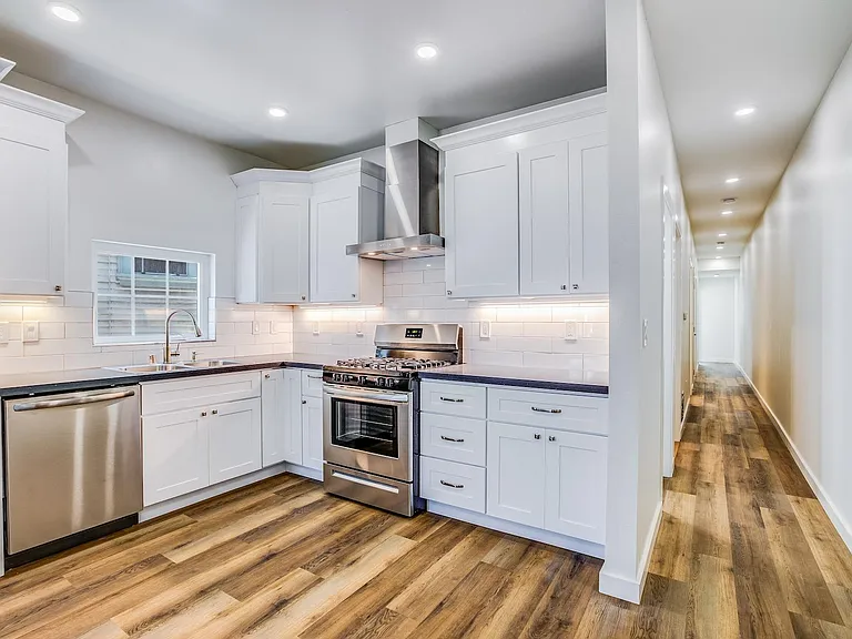 3410 Adeline St — Photo 19