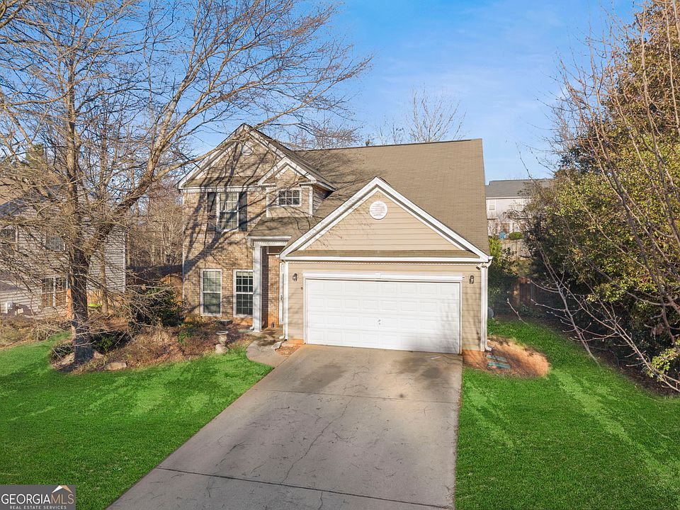 1st image of 423 Heathcliff Ct