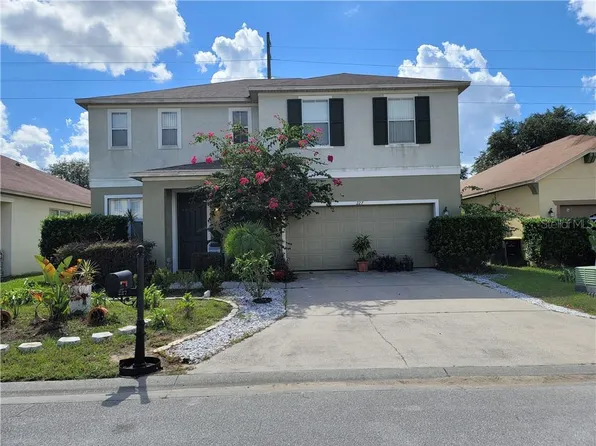 227 Sand Ridge Dr, Davenport, FL 33837