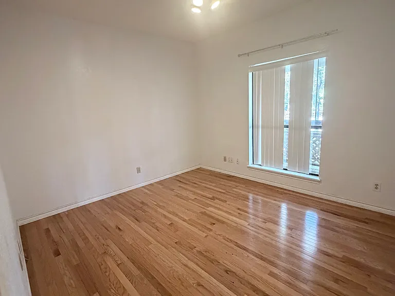 811 Furman Ave — Photo 8