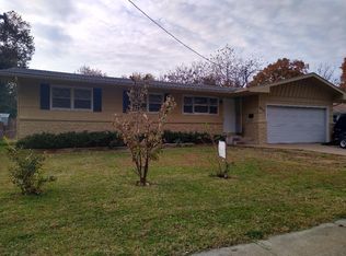 811 S Barnes Ave, Springfield, MO 65802