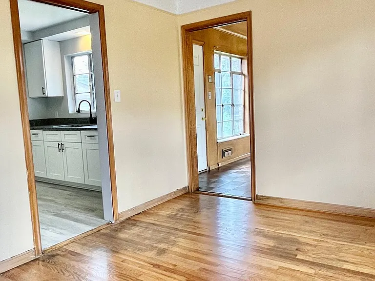 24091 Dante St — Photo 17