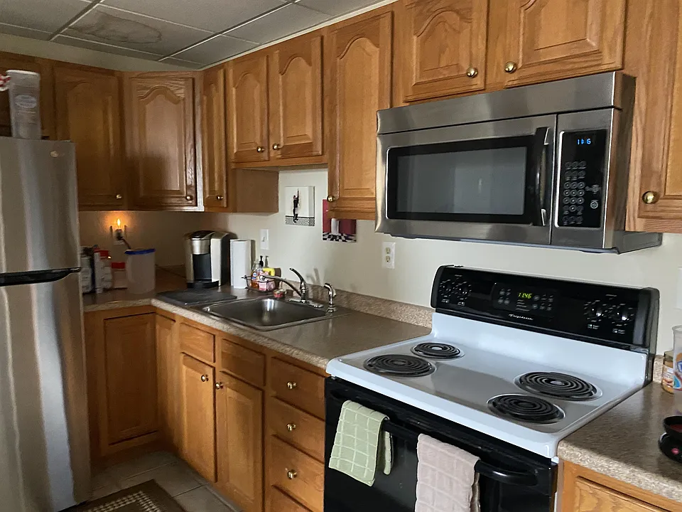 6 W Broadway #31