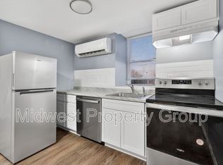 500 S 2nd St #1, Saint Charles, MO 63301