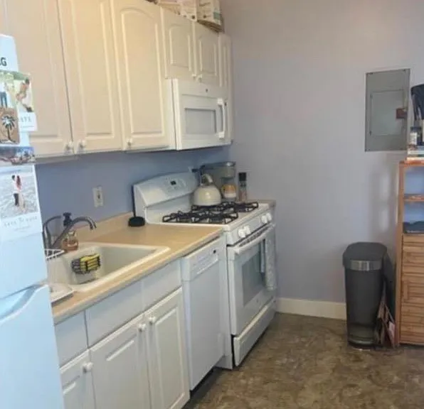 43 Kentucky St — Photo 2