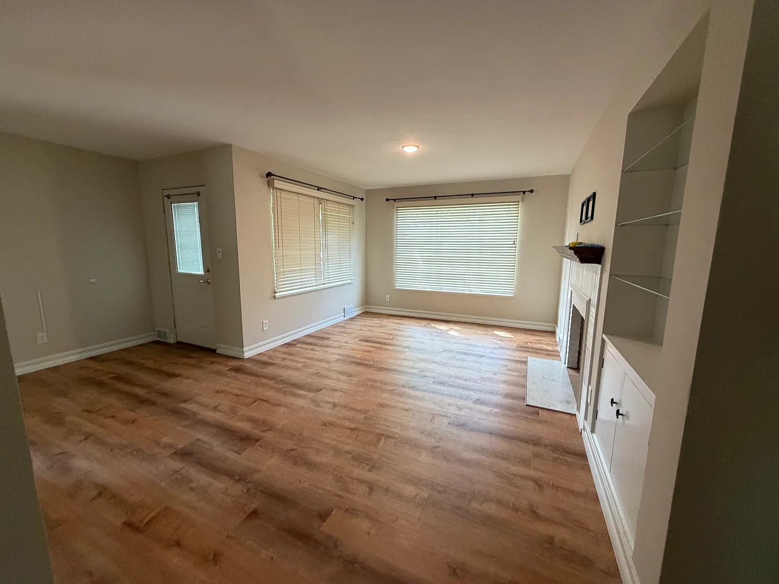 3 bed, 1600 sqft, $2,000 — Photo 4