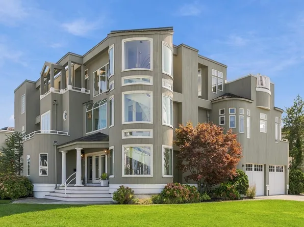 4303 Dune Dr, Avalon, NJ 08202