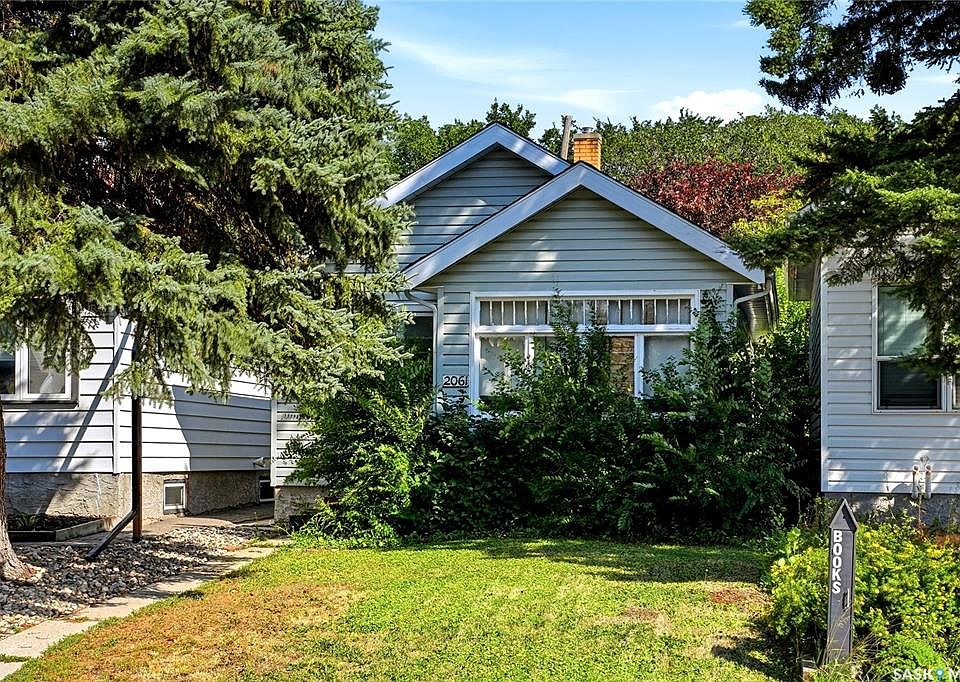 1st image of 2061 Queen STREET