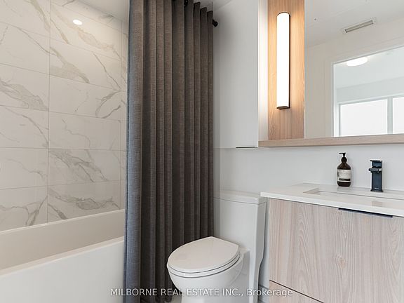 5th image of 5 Defries St #3308